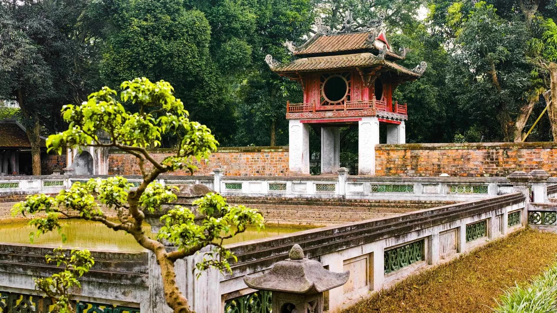 Visit Temple of Literature - The First University of Vietnam visit-temple-of-literature-the-first-university-of-vietnam-7 Visit Temple of Literature - The First University of Vietnam