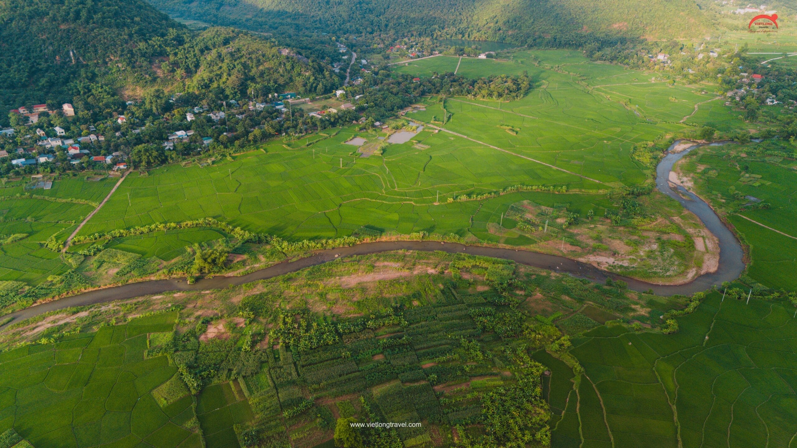 Eco-Tourism Potential of Mai Hich: A Hidden Gem in Northern Vietnam muong-hich-mai-chau-hoa-binh-3 Eco-Tourism Potential of Mai Hich: A Hidden Gem in Northern Vietnam