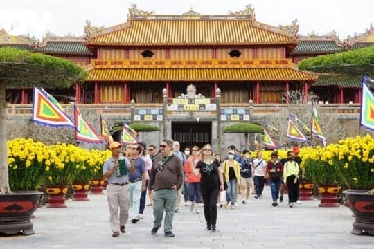 why-international-tourists-still-flock-to-vietnam-during-the-low-season