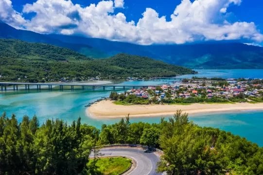 best-beaches-between-da-nang-and-hoi-an