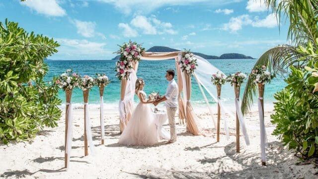why-thailand-is-ideal-for-destination-weddings-by-the-sea